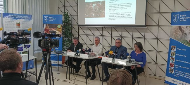 Záběry z tiskové konference 2